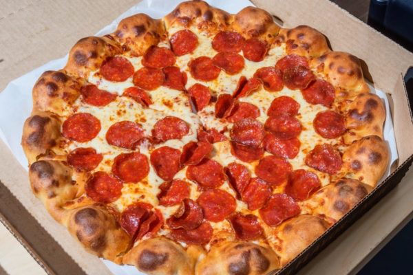 La brève histoire de la livraison de pizza: de Naples à l’espace extra-atmosphérique