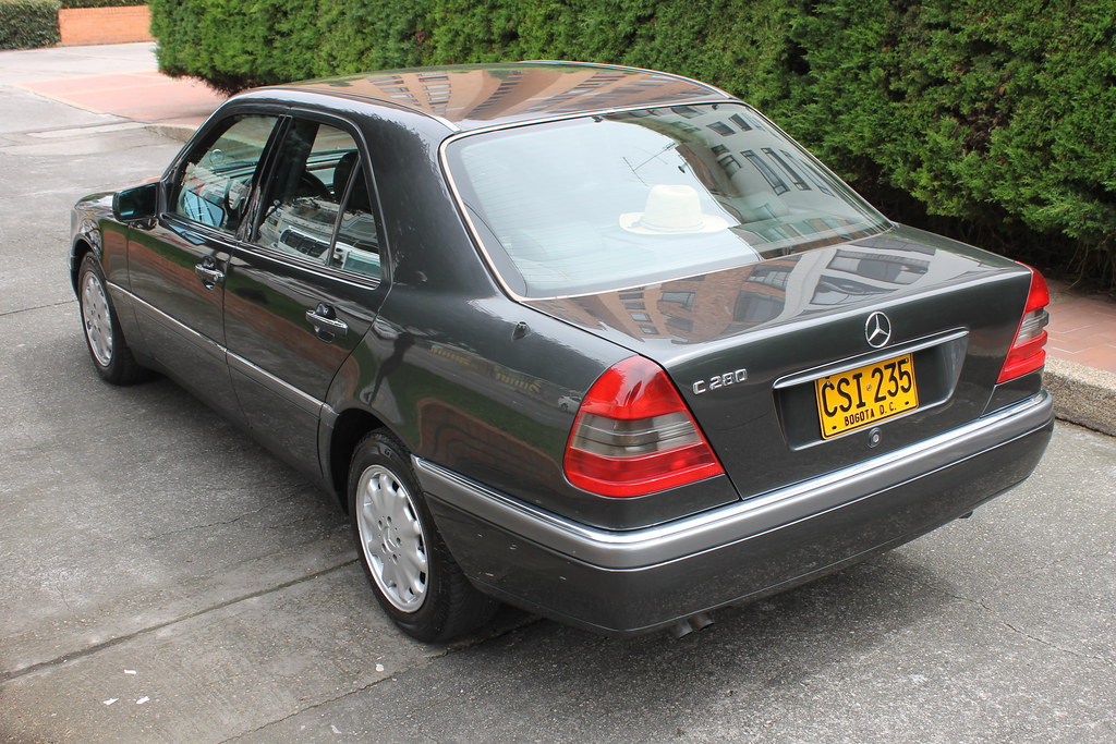 Quelle est la MercedesBenz la moins chère ? Canal Racing