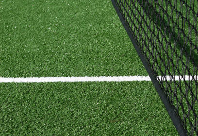 Construction d'un court de tennis en gazon synthétique à Cannes