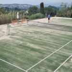 Construction d'un court de tennis en gazon synthétique à Cannes