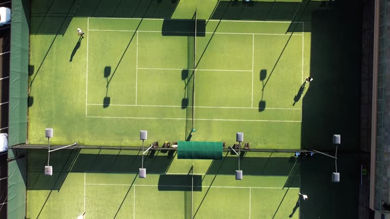 Construction d'un court de tennis à Saint-Raphaël