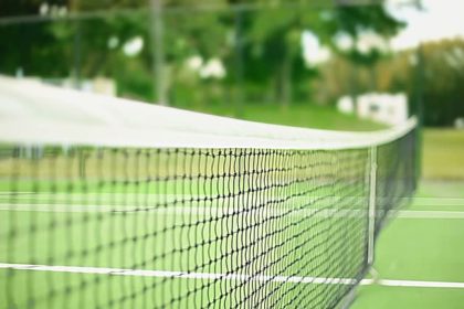 Construction d'un court de tennis en gazon synthétique à Antibes