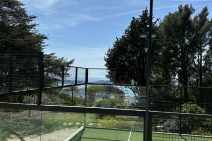 Construction d'un court de tennis en gazon synthétique à Nice