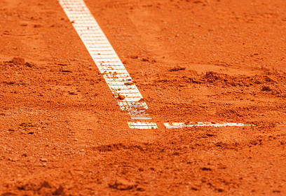 Construction d'un court de tennis à Nice