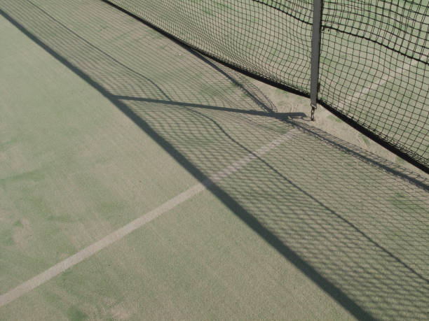 Construction d'un court de tennis en béton poreux à Cannes