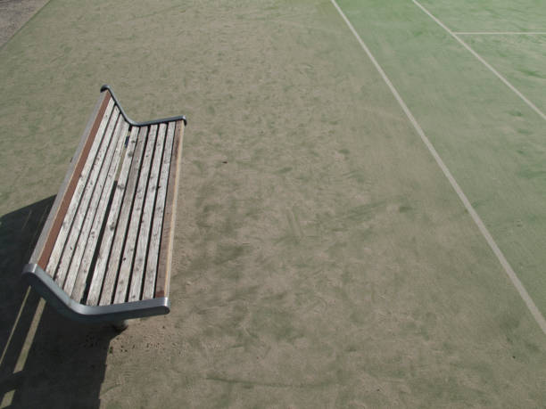 Construction d'un court de tennis en béton poreux à Cannes