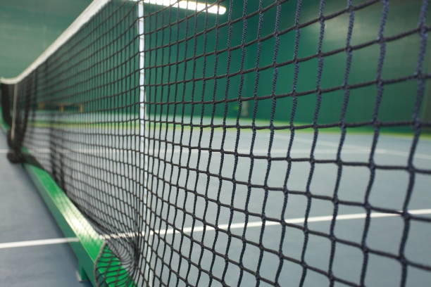 Construction d'un court de tennis en béton poreux à Cannes