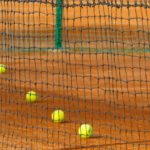 Construction d'un terrain de tennis à Saint-Raphaël