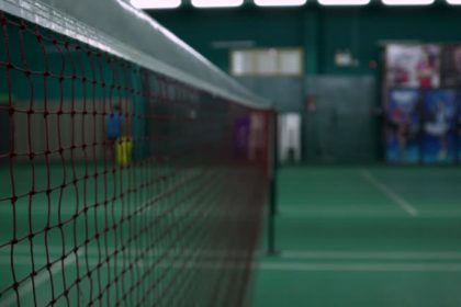 Construction d'un terrain de tennis à Saint-Raphaël