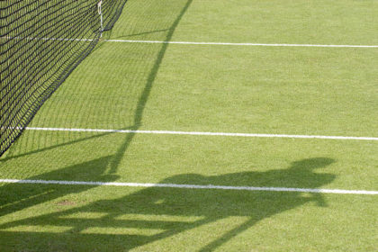 Construction d'un court de tennis à Cannes