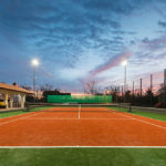 Construction d'un court de tennis à Cannes