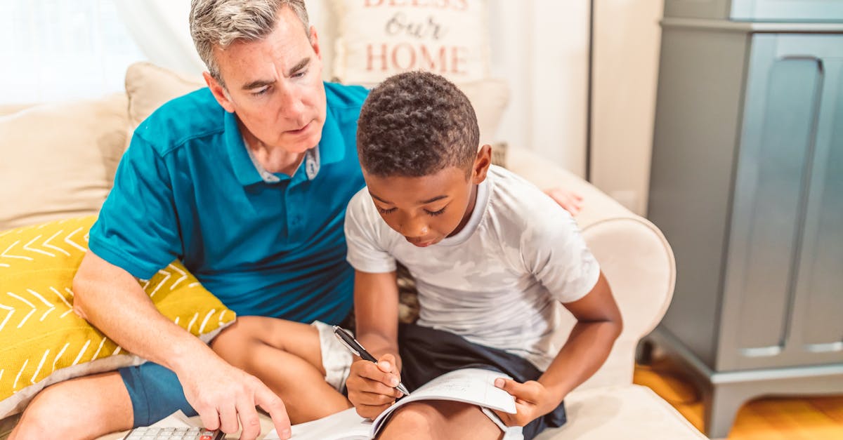bénéficiez d'un accompagnement personnalisé avec le parenting coaching : des conseils pratiques et des stratégies efficaces pour renforcer votre relation avec vos enfants et relever les défis de la parentalité au quotidien.