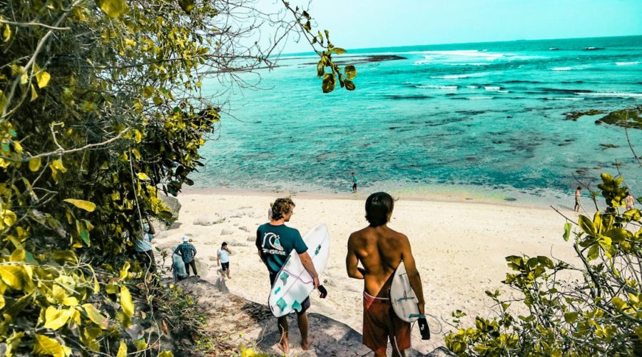 découvrez bali, l’île des dieux : plages paradisiaques, rizières verdoyantes, temples majestueux et culture envoûtante. partez à la rencontre d’une destination unique en indonésie alliant détente, aventure et spiritualité.