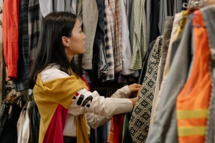 découvrez la mode durable : conseils, tendances et astuces pour adopter un style éco-responsable tout en respectant la planète. profitez d'une garde-robe éthique alliant élégance et conscience écologique.