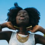 découvrez notre sélection d'accessoires tendances pour compléter votre style : bijoux, sacs, ceintures et bien plus pour toutes les occasions. livraison rapide et service de qualité !