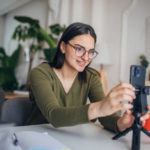 Un SEO coach Lyon agit comme un véritable architecte de la performance digitale en analysant la structure technique de votre