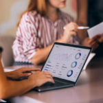 Dans un plan de communication annuel Paris, l’accompagnement professionnel garantit une cohérence globale et une meilleure