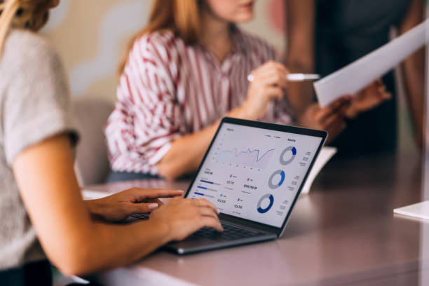 Dans un plan de communication annuel Paris, l’accompagnement professionnel garantit une cohérence globale et une meilleure